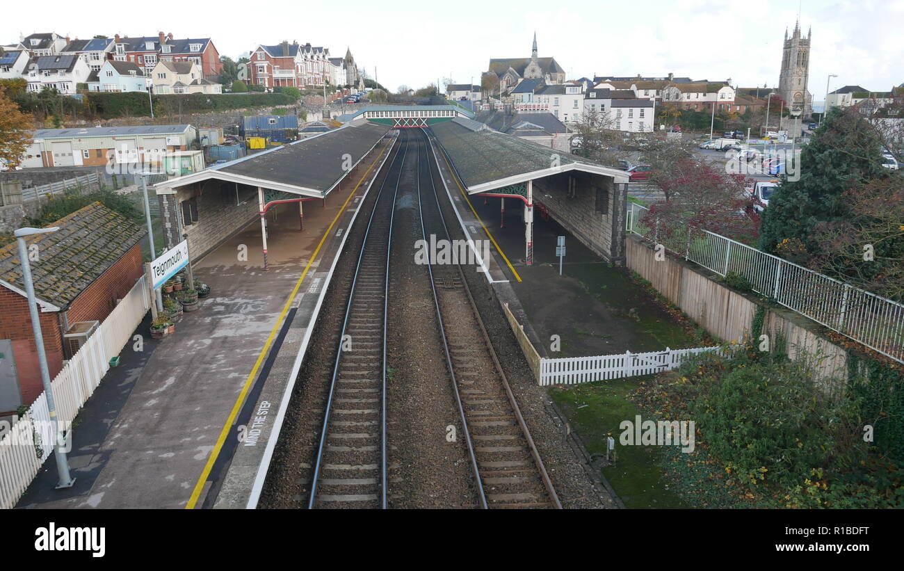 La gare de Teignmouth le dimanche Banque D'Images