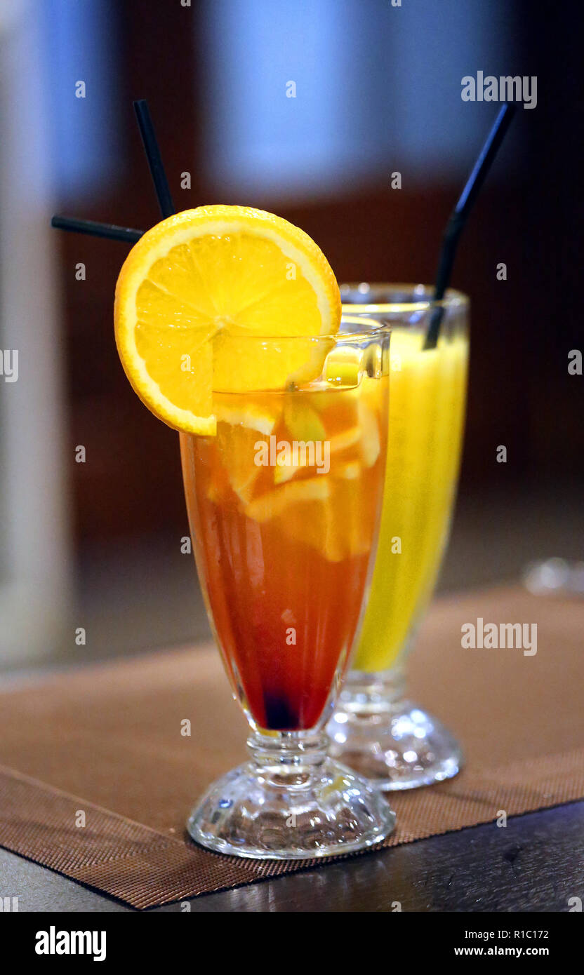 Macro photo de savoureux cocktails dans un restaurant Banque D'Images