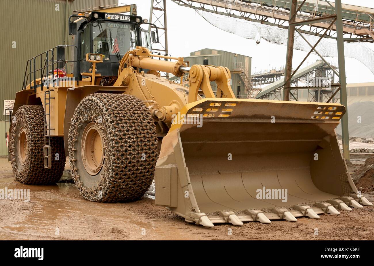 Un chargement sur roues Caterpillar pelle travaillant dans une carrière dans le Leicestershire Banque D'Images