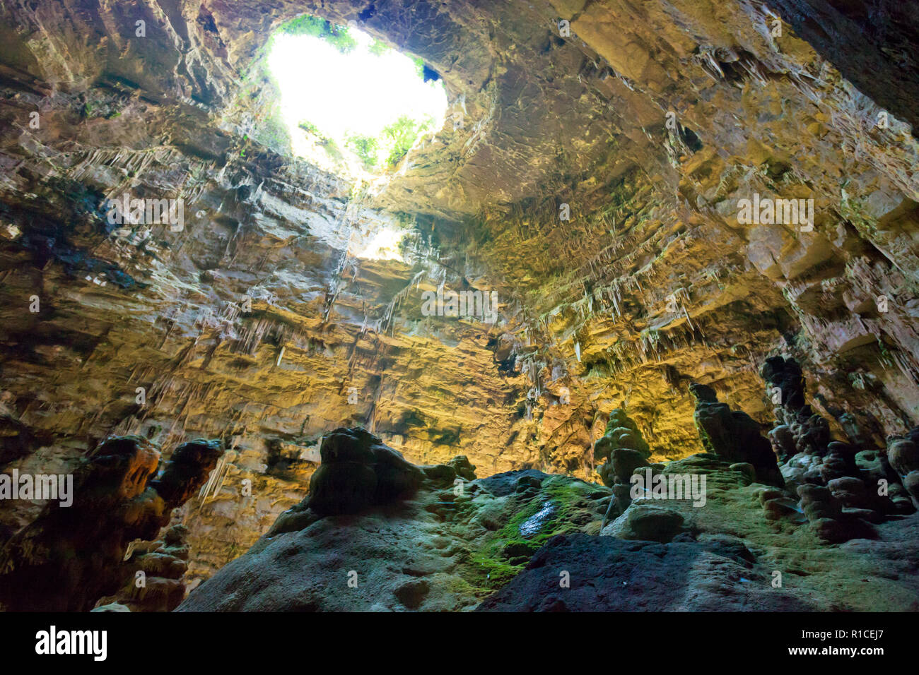 Grotta di Castellano, Pouilles, Italie - l'exploration de l'immense grotte sous terre Banque D'Images