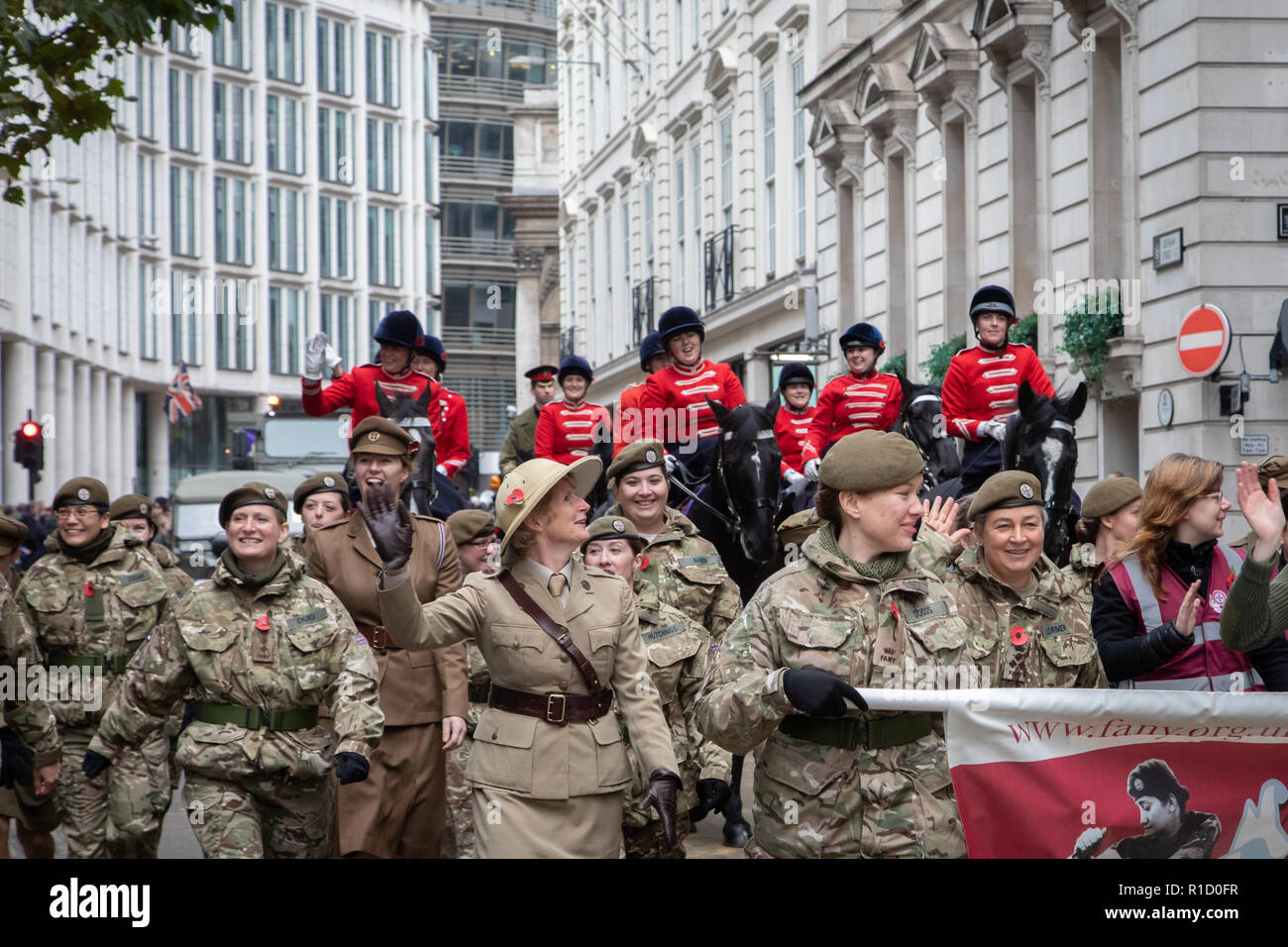 Londres, Royaume-Uni. 10 Nov, 2018. La procession pour le Seigneur Mayor's spectacle marque l'assermentation du nouveau maire de Londres. Cette année, c'est P Banque D'Images