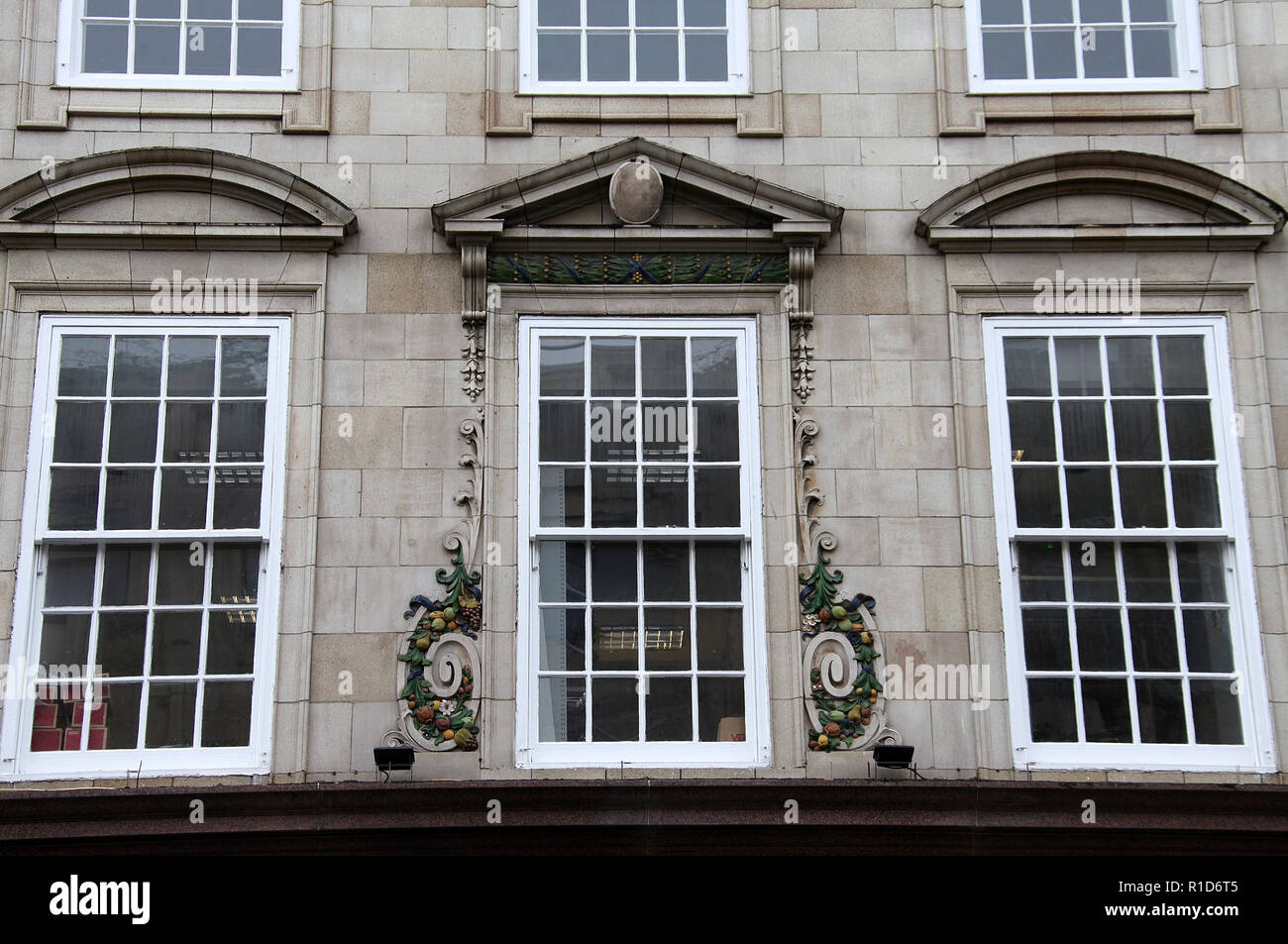 À l'architecture ouvragée Blackett Street dans le centre-ville de Newcastle Upon Tyne Banque D'Images