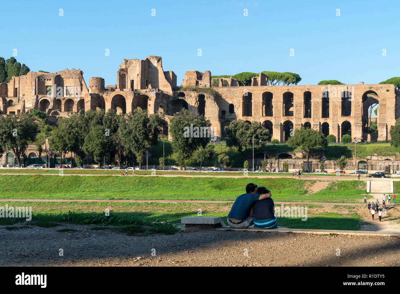 À l'ensemble des ruines de la Domus Augustana, partie du palais de Domitien, sur la colline du Palatin ; vu de Circo Massimo. Le centre de Rome, Lazio, il Banque D'Images