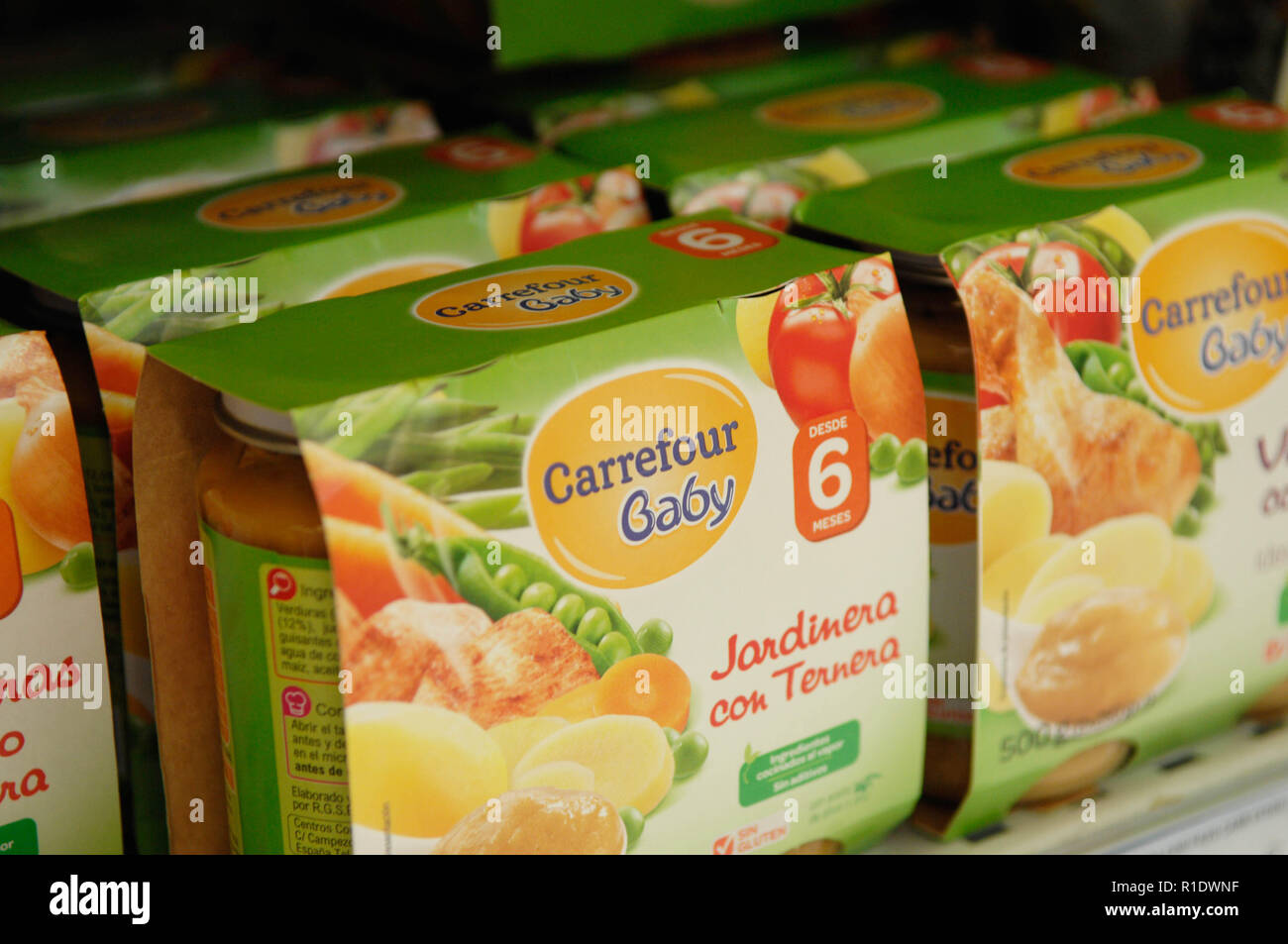 Carrefour Baby Banque D Image Et Photos Alamy Carrefour Baby Banque D Image Et Photos Alamy