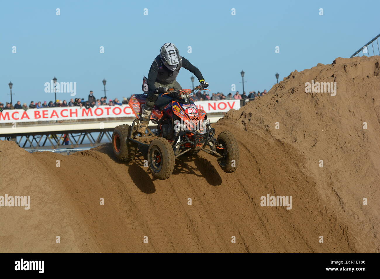 Plage de Skegness race Les 10 et 11 novembre 2018. Enduro, Motocross, side-car et quad racing sur le sable Banque D'Images Plage de Skegness race Les 10 et 11 novembre 2018. Enduro, Motocross, side-car et quad racing sur le sable Banque D'Images