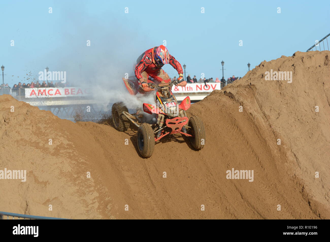 Plage de Skegness race Les 10 et 11 novembre 2018. Enduro, Motocross, side-car et quad racing sur le sable Banque D'Images Plage de Skegness race Les 10 et 11 novembre 2018. Enduro, Motocross, side-car et quad racing sur le sable Banque D'Images