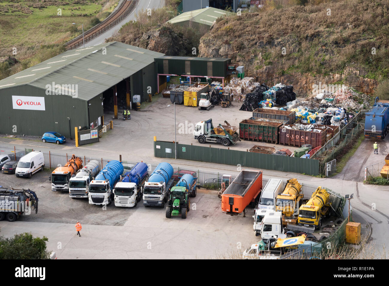 La gestion des déchets Veolia depot près de Porthmadog, dans le Nord du Pays de Galles, Royaume-Uni Banque D'Images