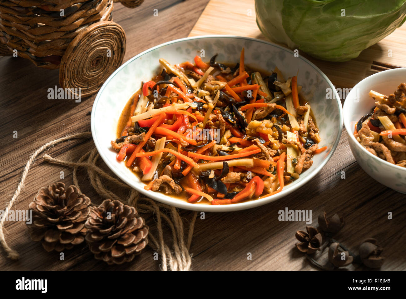 L'alimentation traditionnelle chinoise, sauté de porc à la sauce de poisson Banque D'Images