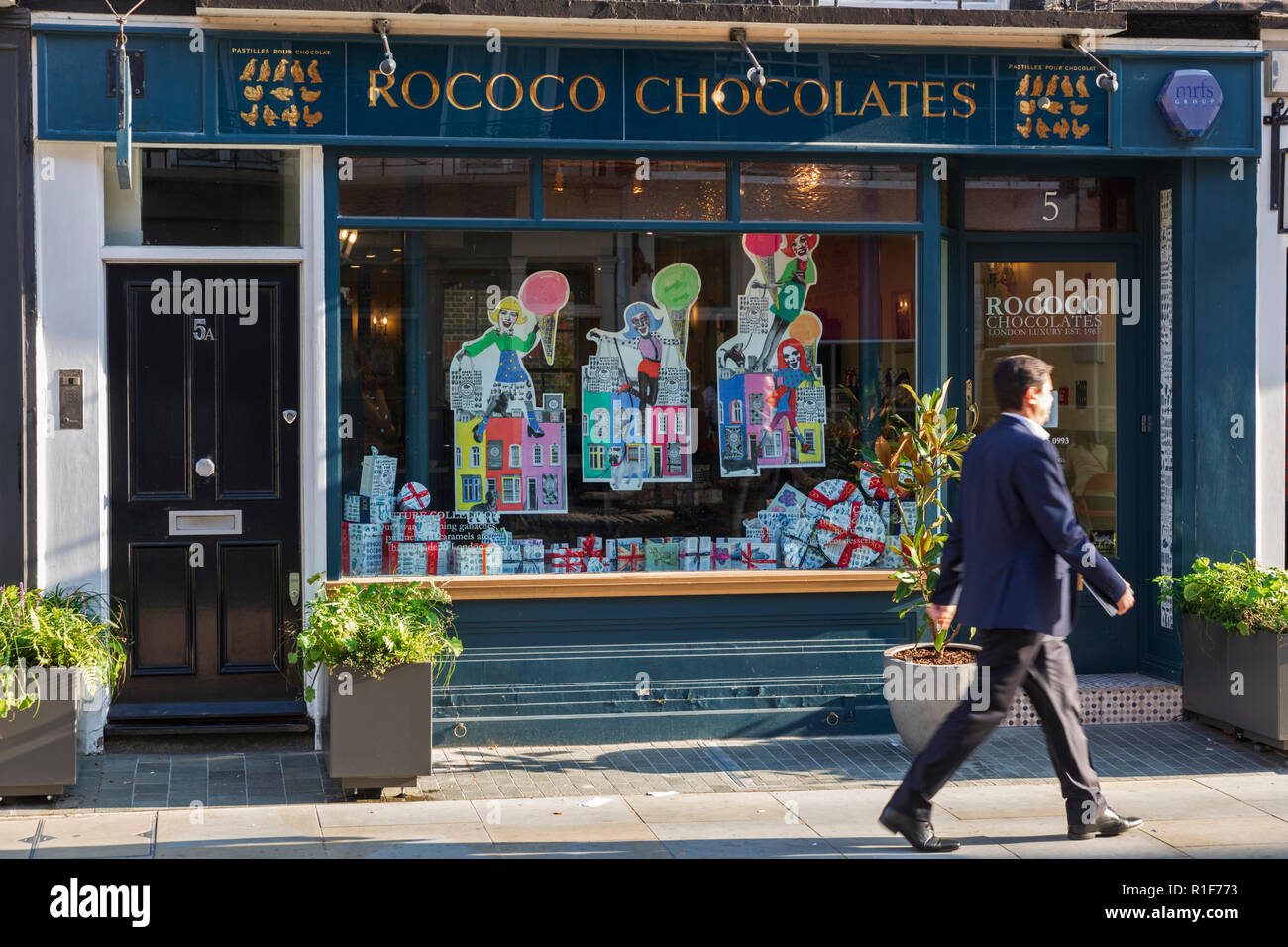 Le rococo Chocolates est un artisan chocolatier dans Motcomb Street, Knightsbridge, London SW1X 8JU, Angleterre, Royaume-Uni Banque D'Images
