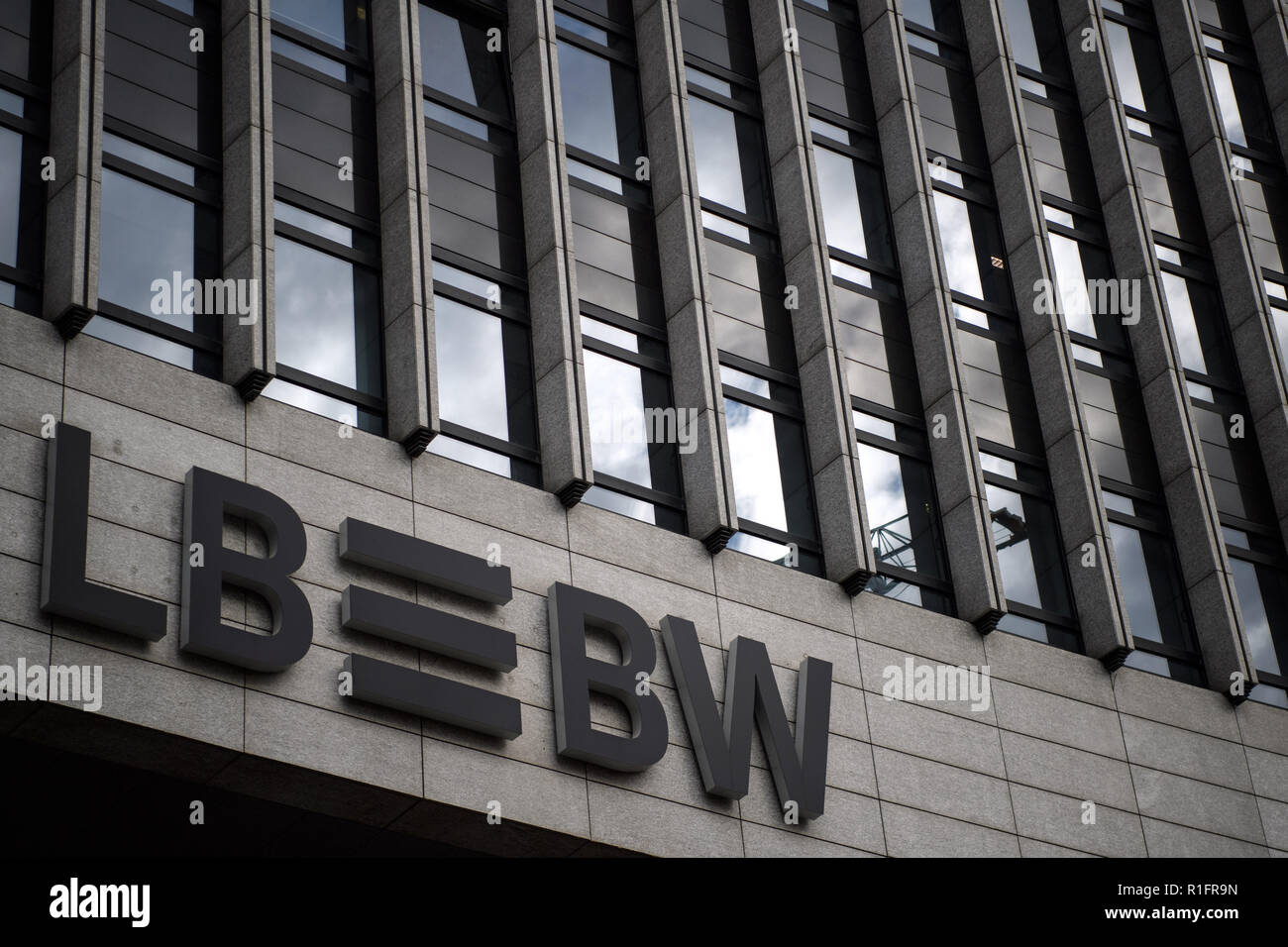 Stuttgart, Allemagne. 12Th Nov, 2018. Le logo de la Landesbank Baden-Württemberg. Crédit : Sébastien Gollnow/dpa/Alamy Live News Banque D'Images