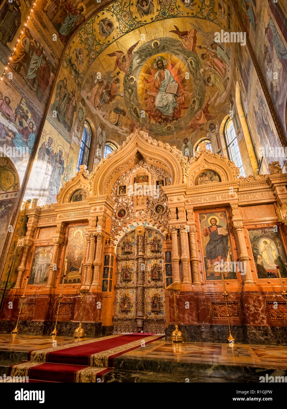 18 Septembre 2018 : St Petersburg, Russie - l'iconostase dorée ou retable, église du Sauveur sur le Sang Versé, appelé ainsi parce qu'il Banque D'Images