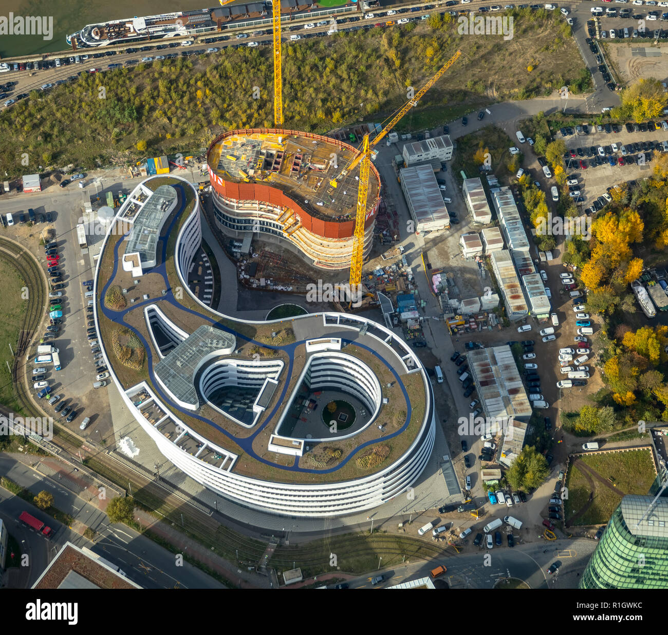 Trivago nouveau siège social dans le quartier de Dusseldorf, médias trivago dévoile son nouveau campus mondial, TRIVAGO-Siège, Dusseldorf, port, Rhénanie, No Banque D'Images