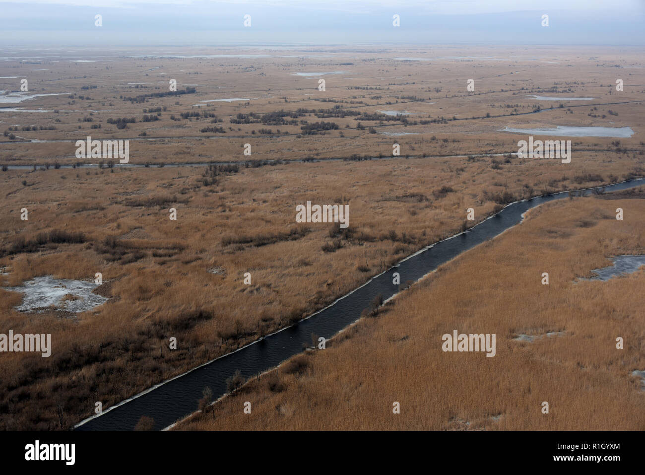 Le Delta de la Volga river vue aérienne dans la région d'Astrakhan, Russie Banque D'Images