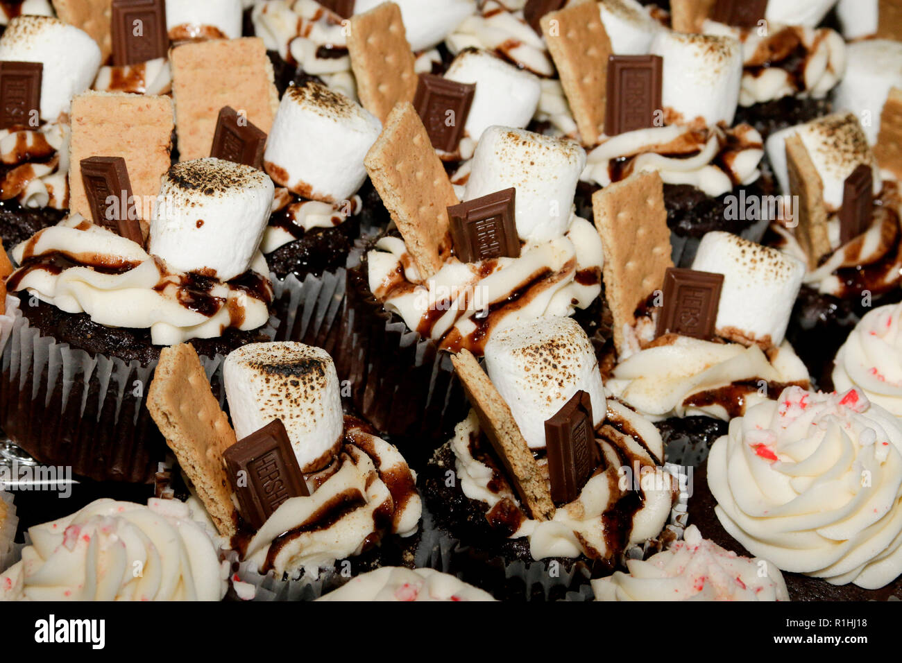 S'Mores Cupcakes Banque D'Images