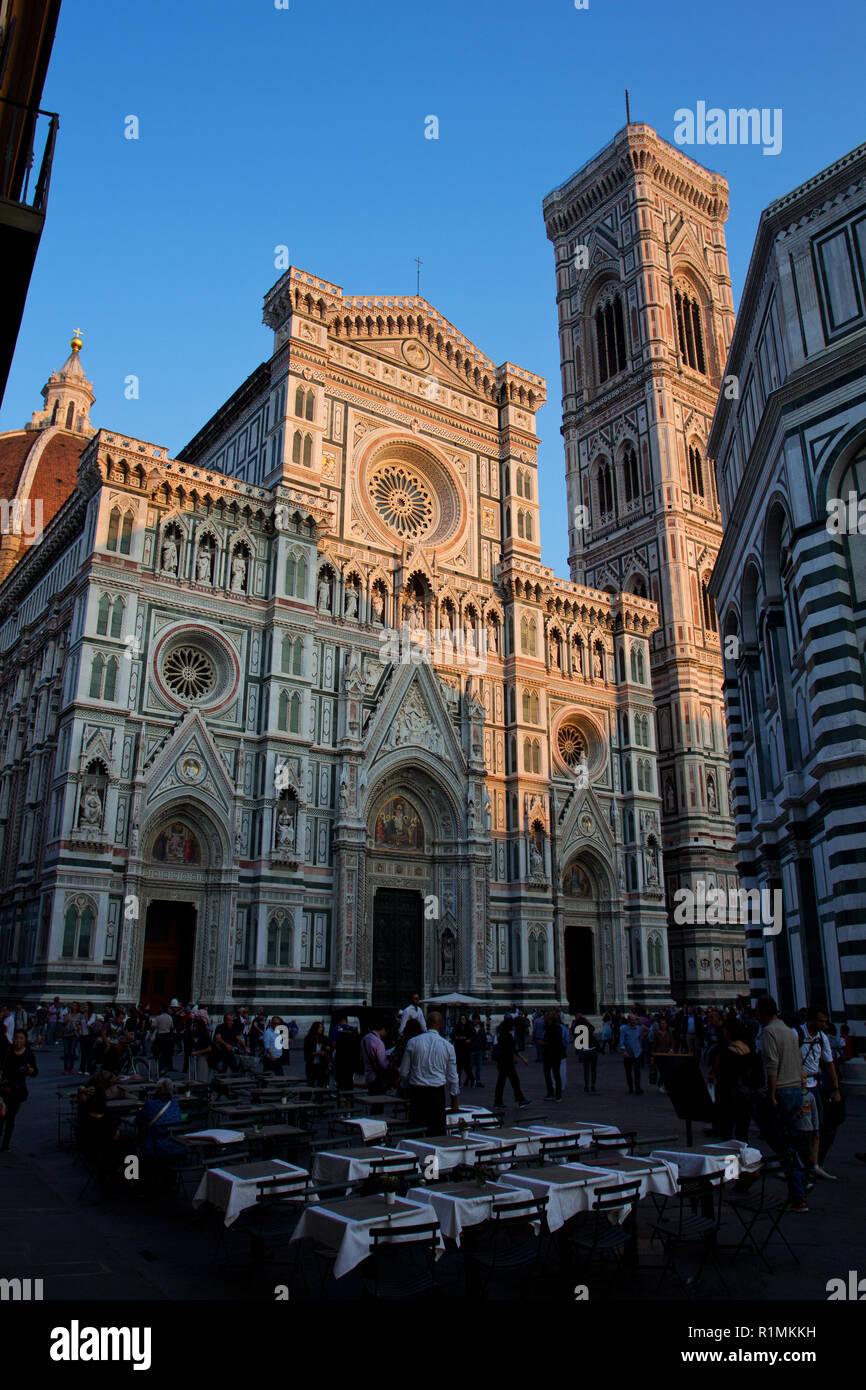 Duomo (la cathédrale de Florence) et le Baptistère de Saint-Jean Banque D'Images