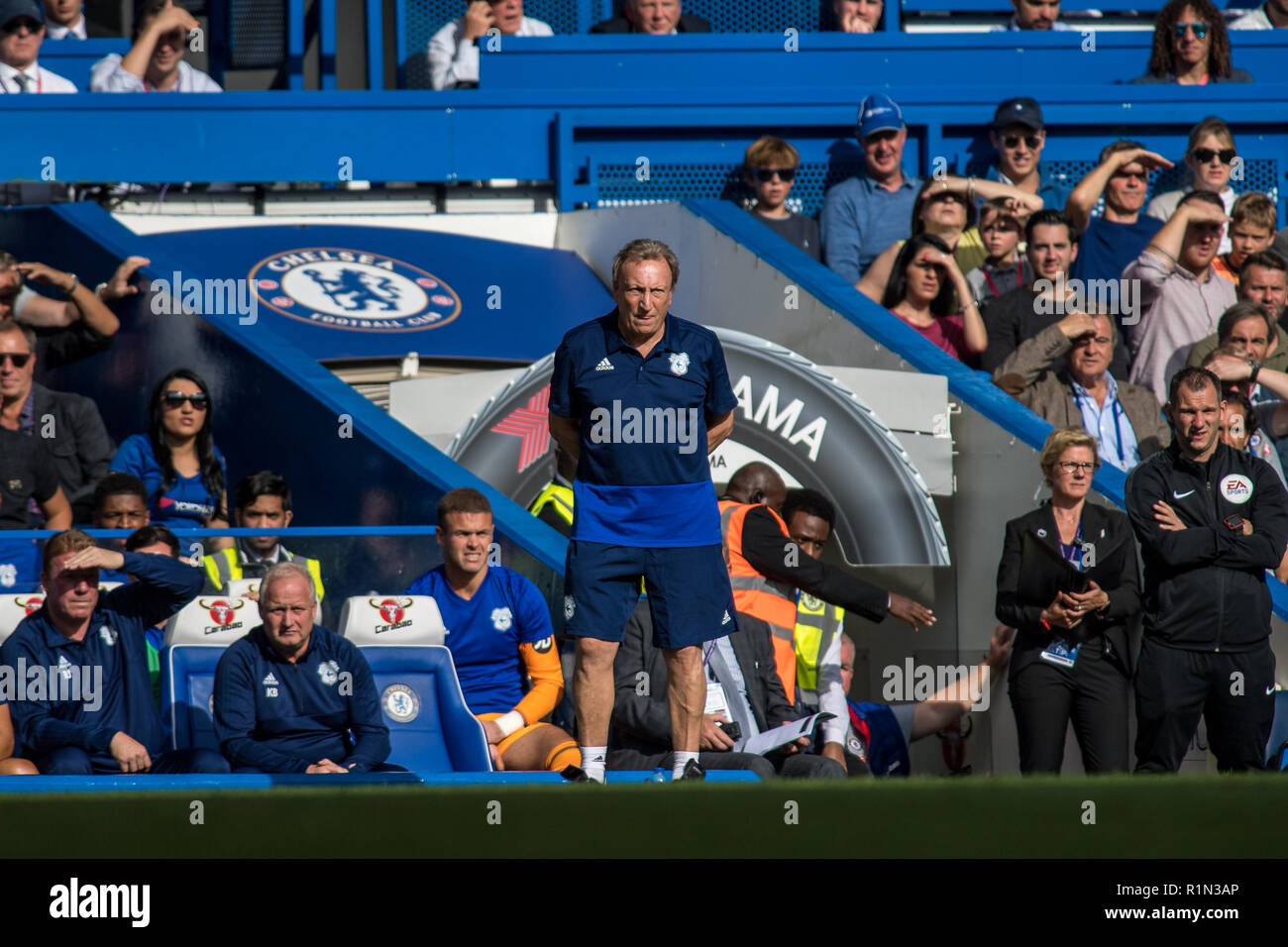 Londres, ANGLETERRE - 15 SEPTEMBRE : Neil Warnock Cardiff City manager pendant le premier match de championnat entre Chelsea FC et de Cardiff City à Stamford Bridge le 15 septembre 2018 à Londres, Royaume-Uni. (MB) Banque D'Images