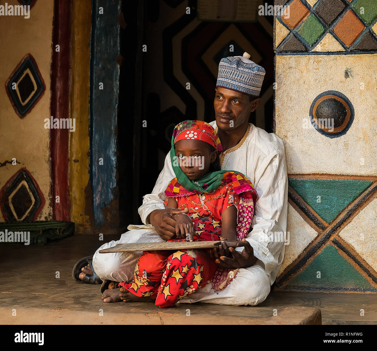 Le Prince et l'enfant. Le Cameroun. Banque D'Images