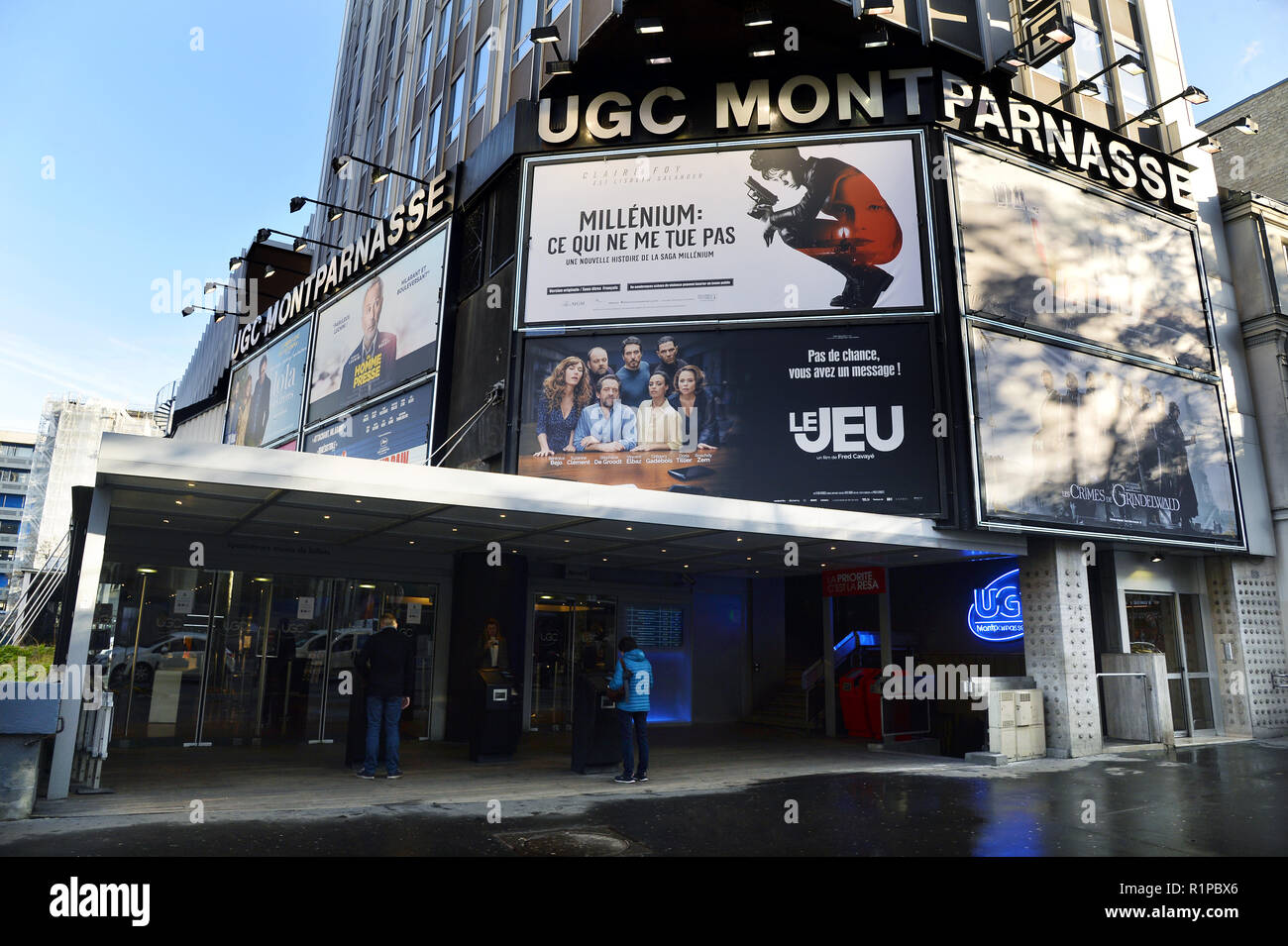 Cinéma UGC - Montparnasse - Paris - France Photo Stock - Alamy Cinéma UGC - Montparnasse - Paris - France Photo Stock - Alamy