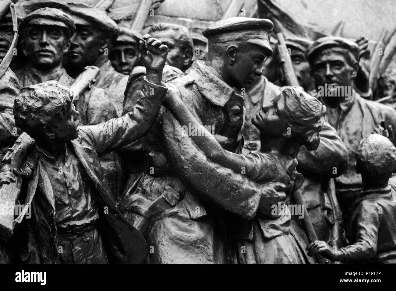 London/UK - 10 janvier 2018 : 1914 war memorial Civic Centre Newcastle close up en noir et blanc Banque D'Images