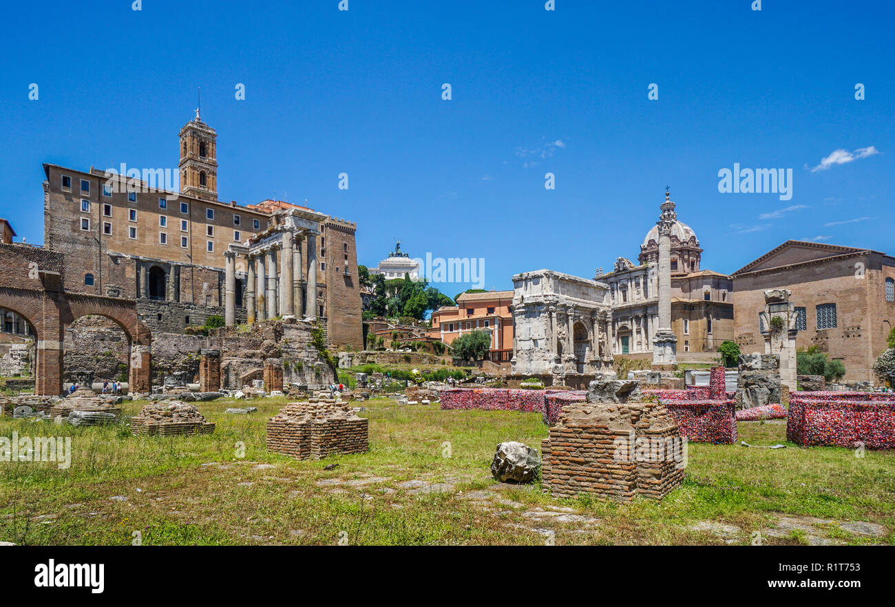 Site archéologique de la Basilique Julia au Forum Romain, l'ancienne ville de Rome, Italie Banque D'Images