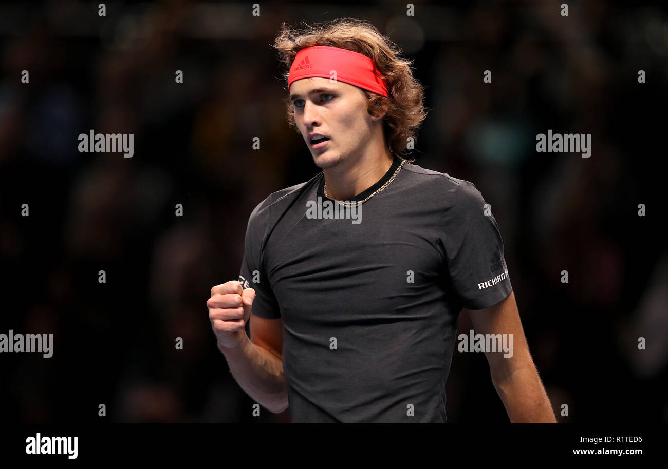 Alexander Zverev en action lors de son match des célibataires pendant le quatrième jour des finales de Nitto ATP à l'O2 Arena, Londres. APPUYEZ SUR ASSOCIATION photo. Date de la photo: Mercredi 14 novembre 2018. Voir PA Story TENNIS Londres. Le crédit photo devrait se lire comme suit : John Walton/PA Wire. . Banque D'Images