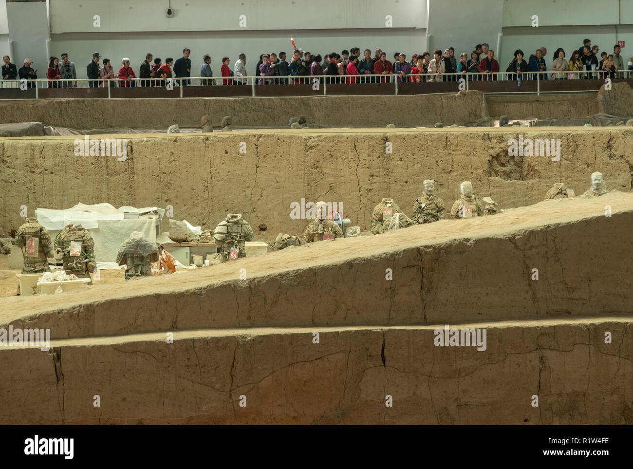 Les guerriers de l'Armée de terre cuite enterrée dans le tombeau de l'Empereur Xian à l'extérieur de la Chine Banque D'Images