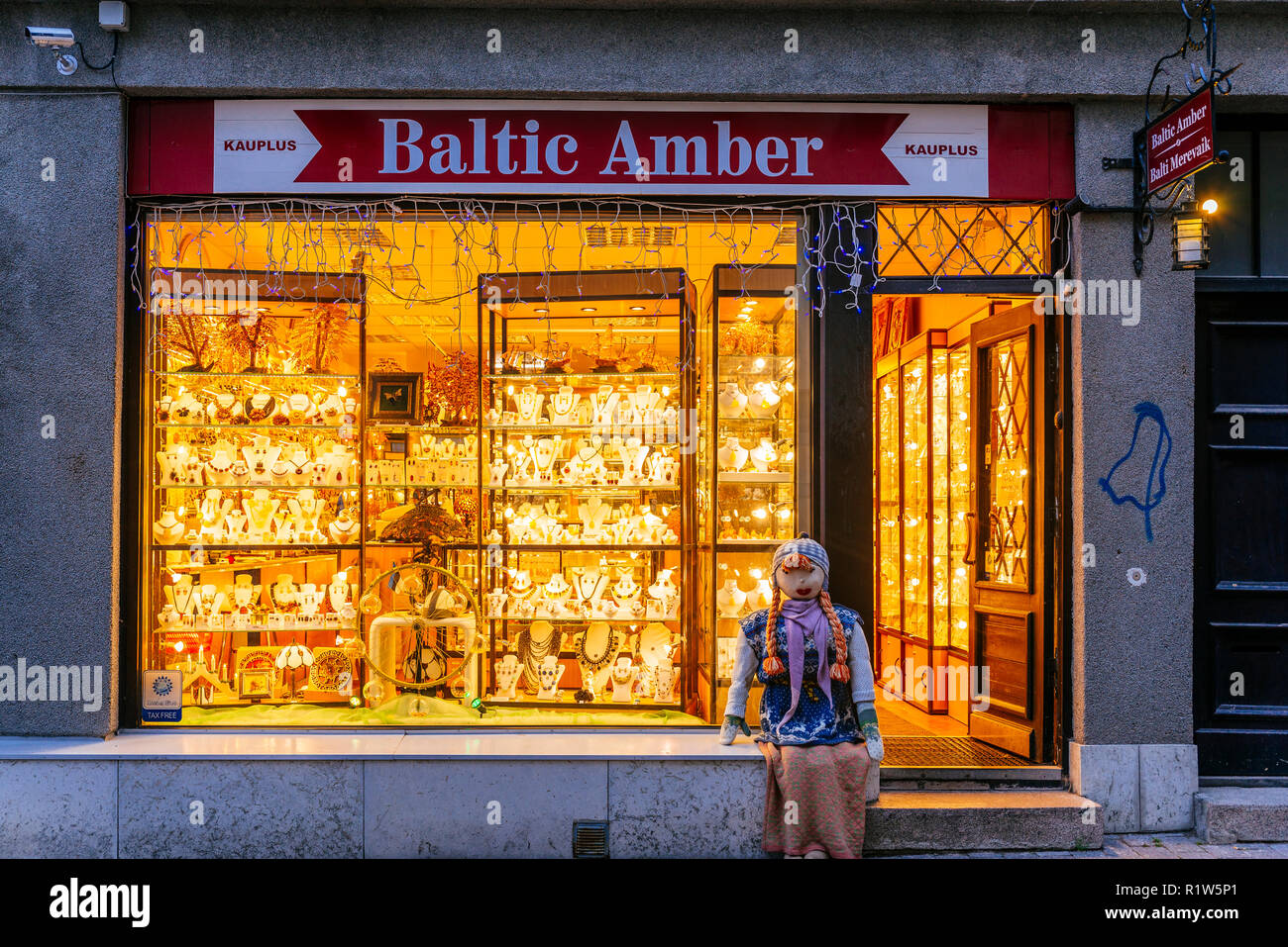 L'ambre de la Baltique. Boutique de souvenirs. Tallinn, Tartu, Estonie, de comté des États baltes, l'Europe. Banque D'Images