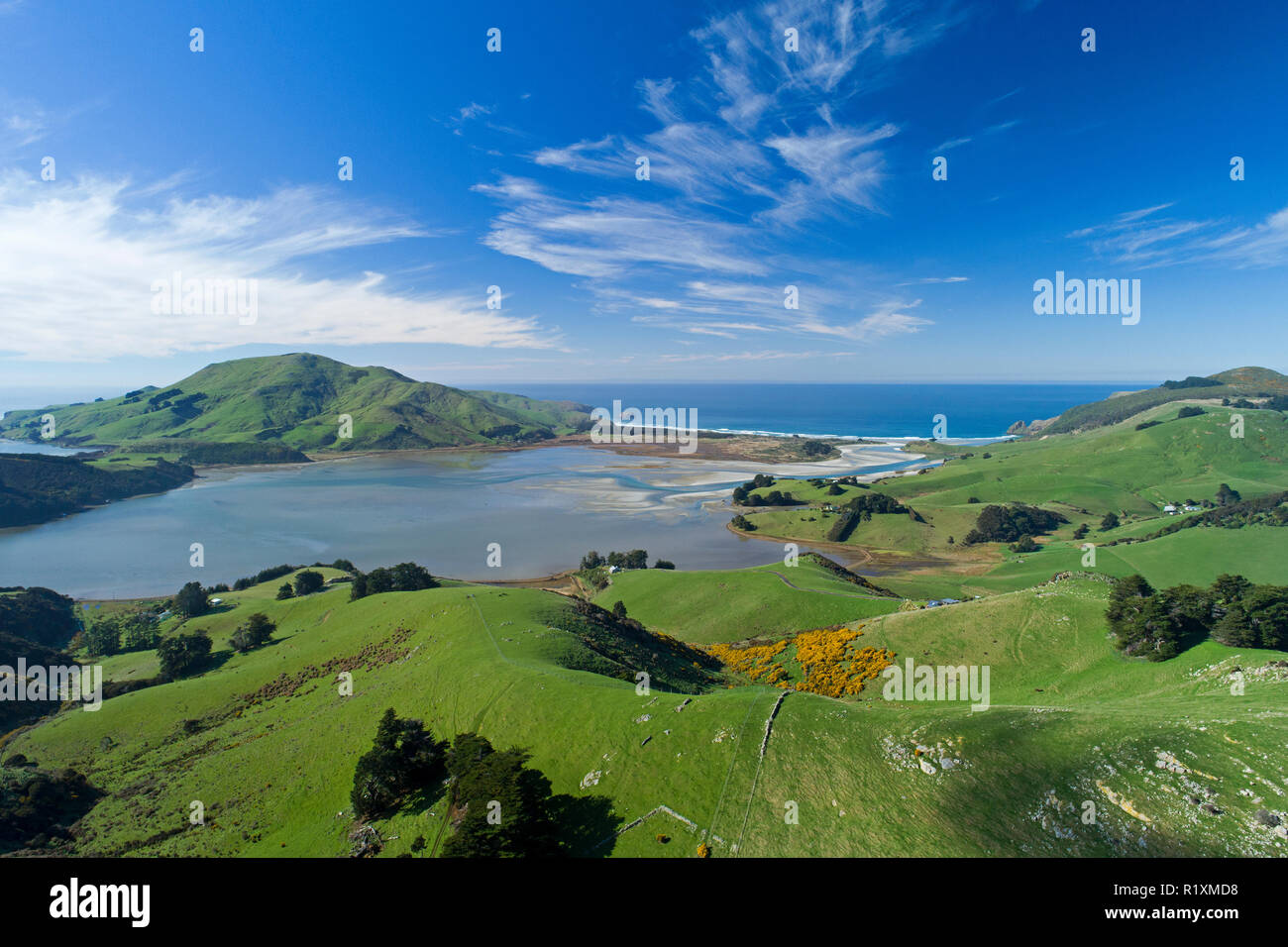 Hoopers Inlet, péninsule d'Otago, Dunedin, Nouvelle-Zélande, île du Sud - Antenne de drone Banque D'Images