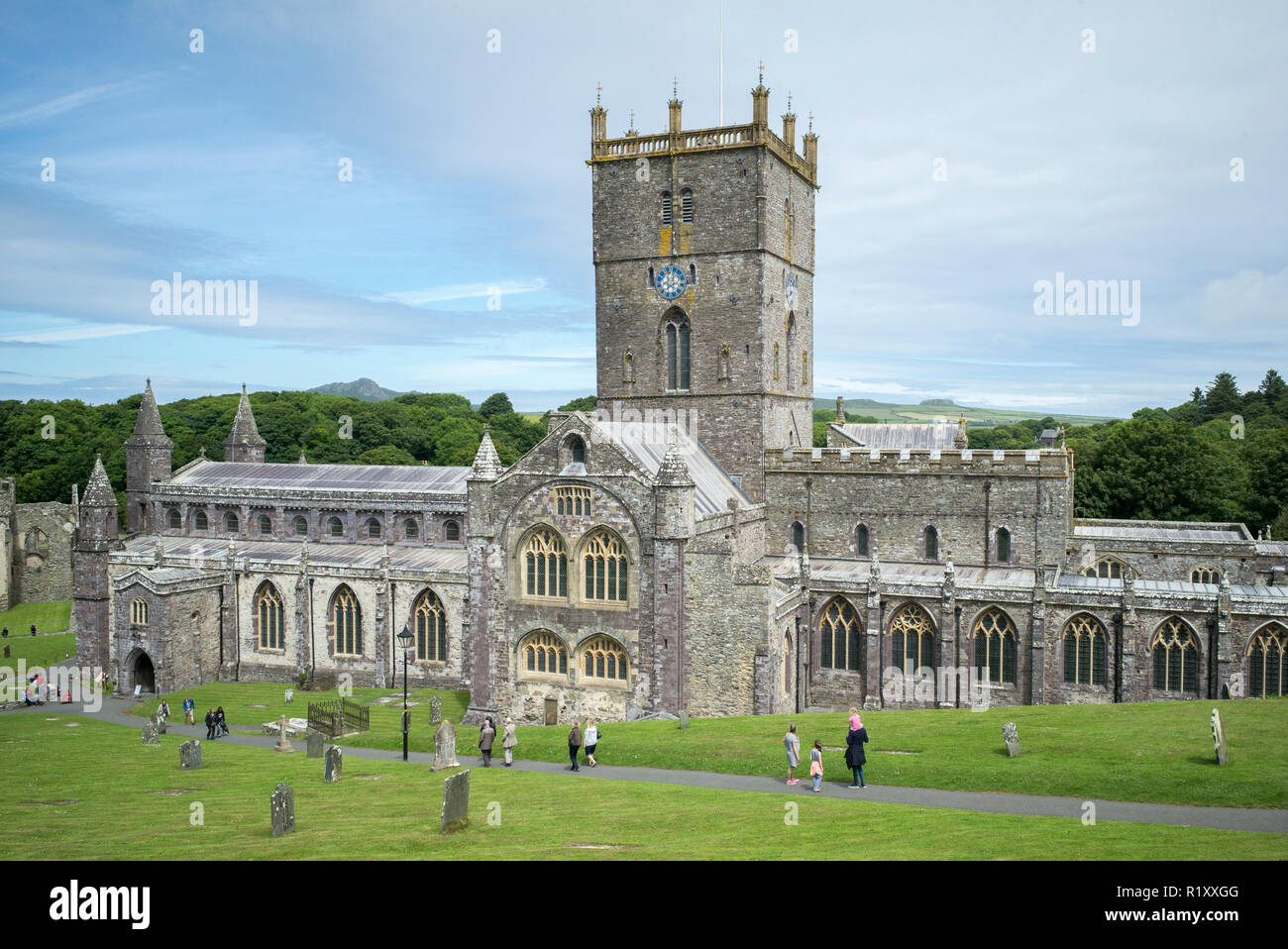 La Cathédrale de St David's fondée en tant que 6ème siècle, monastère de St David's, Pembrokeshire, Pays de Galles de l'Ouest. Banque D'Images