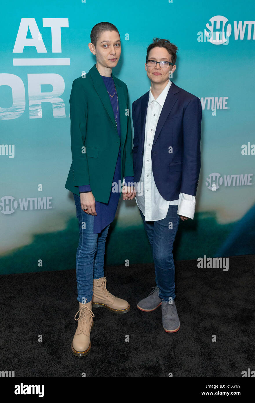 New York, États-Unis. 14Th Nov, 2018. Asie Kate Dillon (L) assiste à la première de la série de Showtime s'échapper à Dannemora au Alice Tully Hall du Lincoln Center Crédit : Lev Radin/Pacific Press/Alamy Live News Banque D'Images