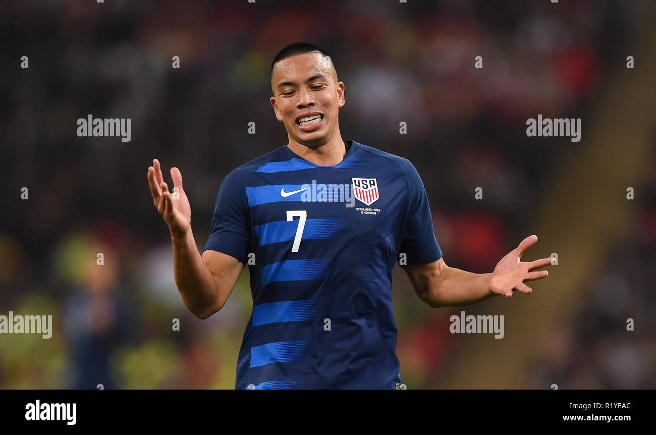 Londres. United Kingdom. 15 novembre 2018. USA l'avant Bobby Wood (7) réagit après avoir été d'être jugé hors-jeu pendant le match amical entre l'Angleterre et USA au stade de Wembley. Crédit : MI News & Sport /Alamy Live News Banque D'Images
