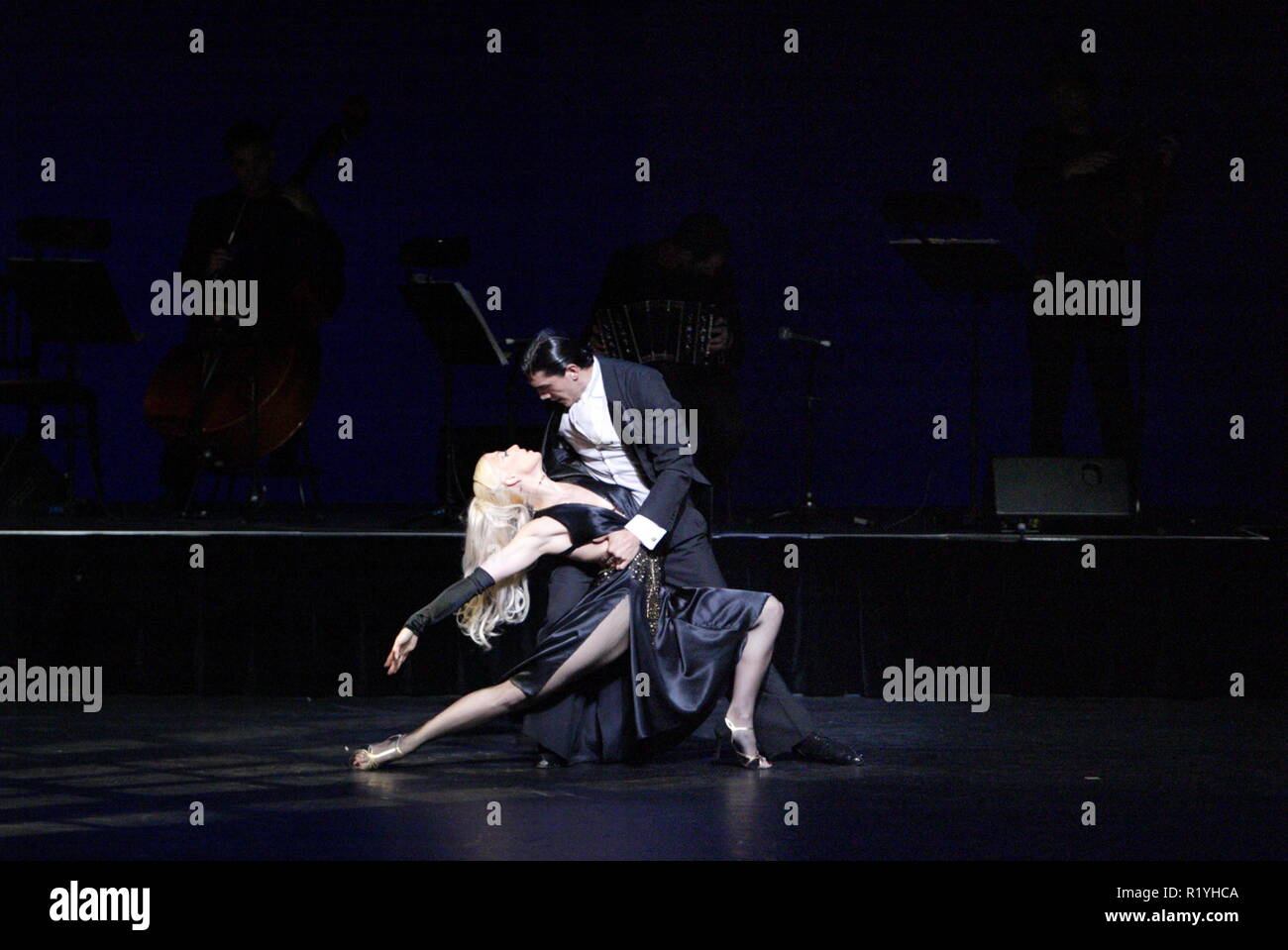 Tango Fire dance performance à Sydney, Australie. Banque D'Images