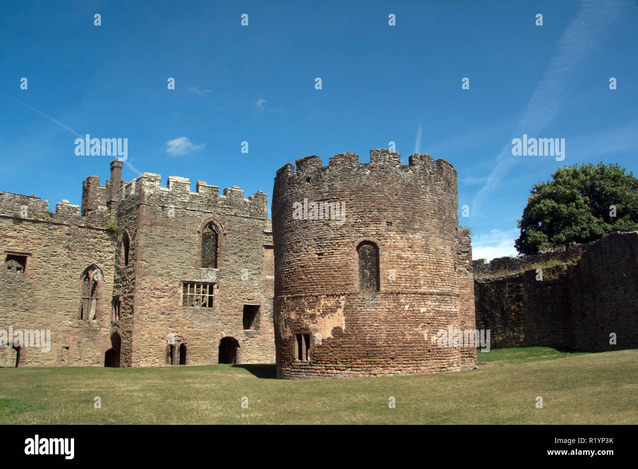 Le SHROPSHIRE LUDLOW CASTLE ; LA CHAPELLE RONDE Banque D'Images