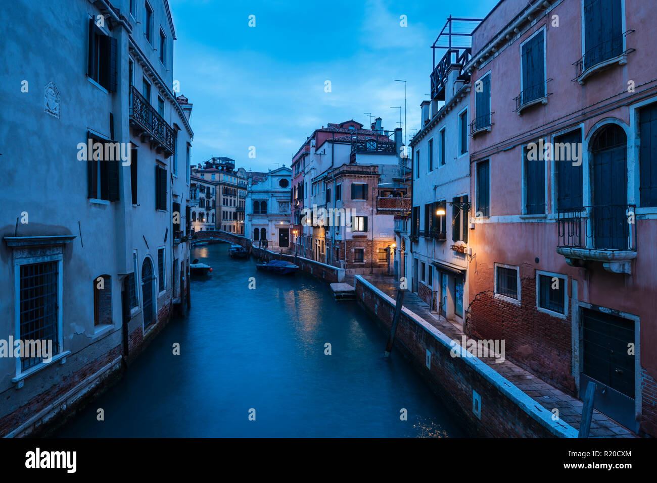 Canal de nuit, San Marco, Venise, Vénétie, Italie, Europe Province Banque D'Images
