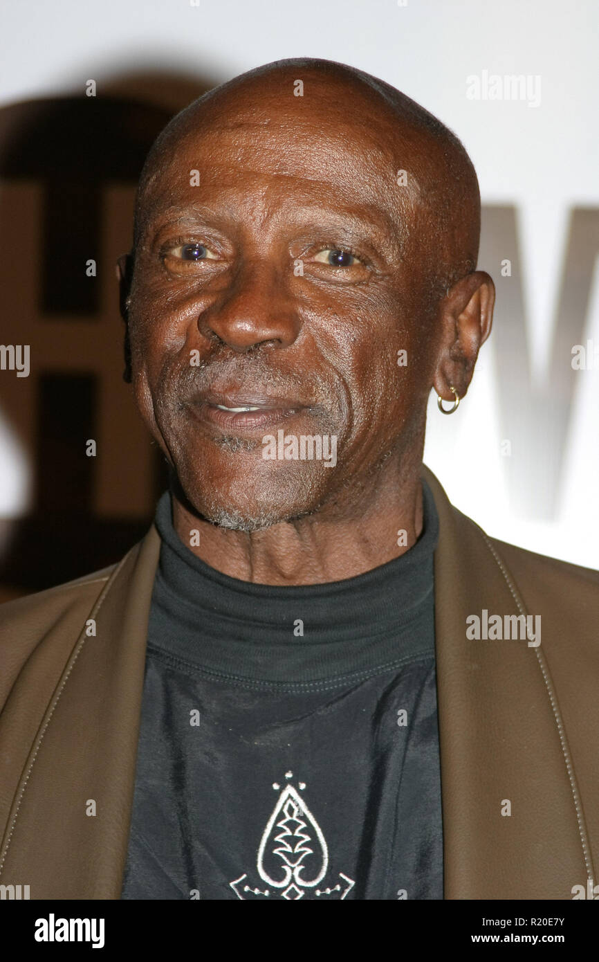 Louis Gossett Jr 09/19/04 La 56e Primetime Emmy Awards annuels - Showtime Après Partie @ Morton's, Los Angeles Photo par Kazumi Nakamoto/HNW / PictureLux (19 septembre 2004) Banque D'Images