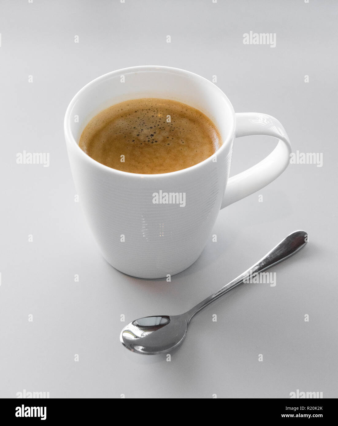 Les amoureux de café concept, une tasse de café blanc. Banque D'Images