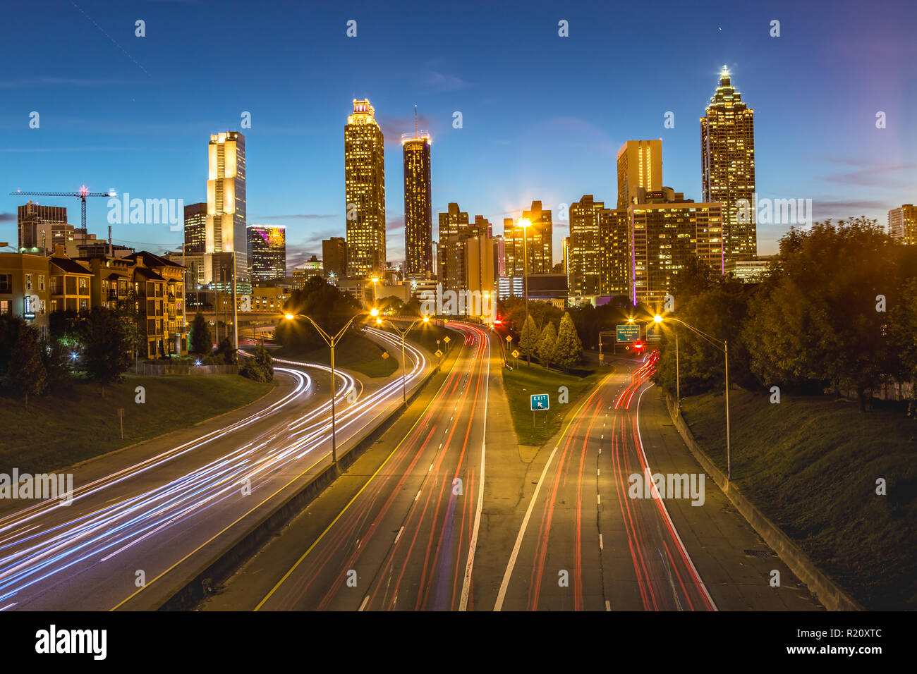 Toits de Atlanta à Jackson Street Bridge Banque D'Images