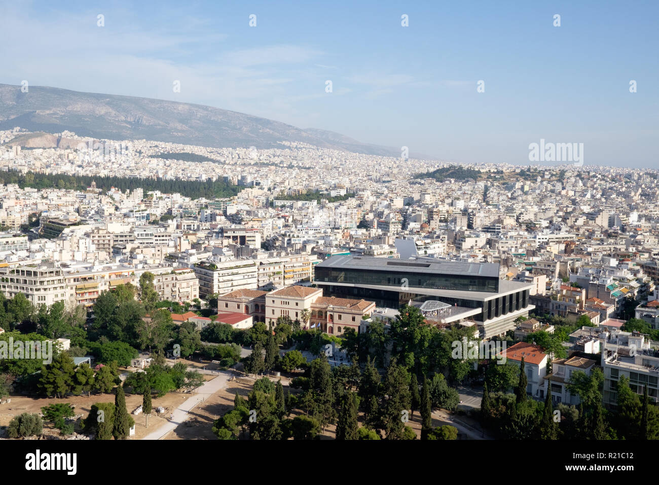 Vue sur le Musée de l'Acropole à Athènes, Grèce. Banque D'Images