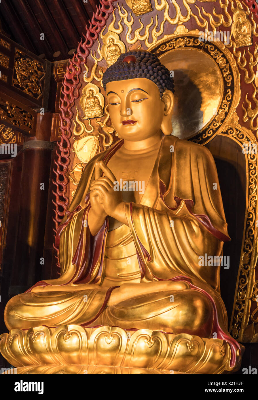 Bouddha à la Grande Pagode de l'Oie Sauvage à Xian Banque D'Images