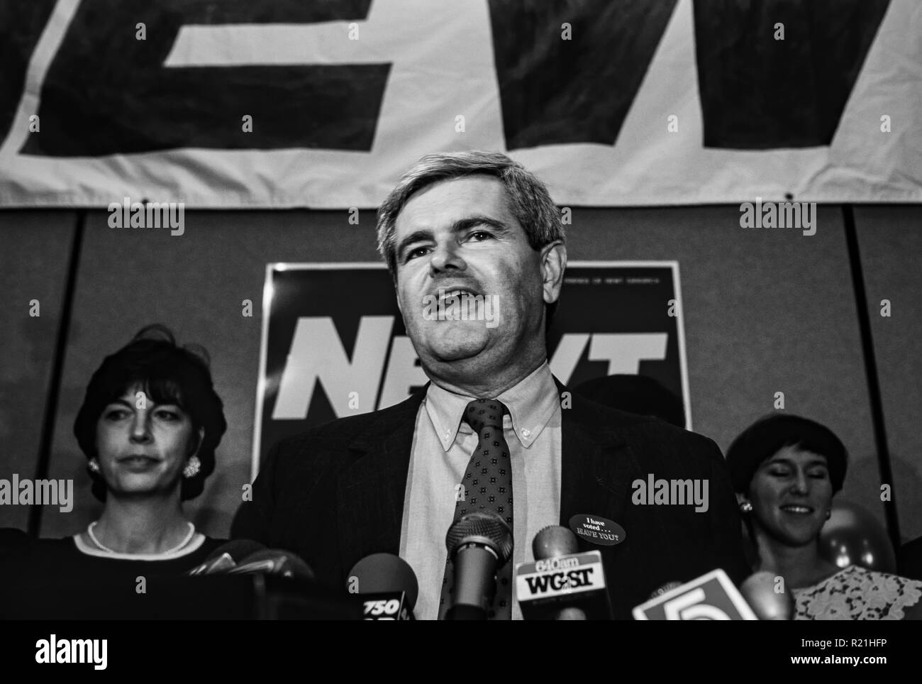 Newt Gingrich parle de son parti de victoire est un homme politique et auteur américain qui a servi comme 50ème Président de la Chambre des représentants des États-Unis de 1995 à 1999. Membre du Parti républicain, il a été le représentant des États-Unis pour la 6ème circonscription du Congrès de Géorgie desservant le nord d'Atlanta et les régions voisines de 1979 jusqu'à sa démission en 1999. En 2012, Gingrich s’est présenté sans succès à la nomination républicaine à la présidence des États-Unis. Banque D'Images