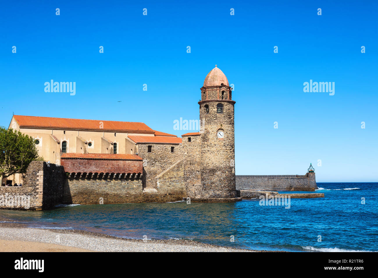 6 juin 2017, Collioure, Pyrénées-Orientales, Catalogne, Côte-de-Vermeille, Languedoc-Roussillon, France : Notre-Dame-des-Anges Banque D'Images