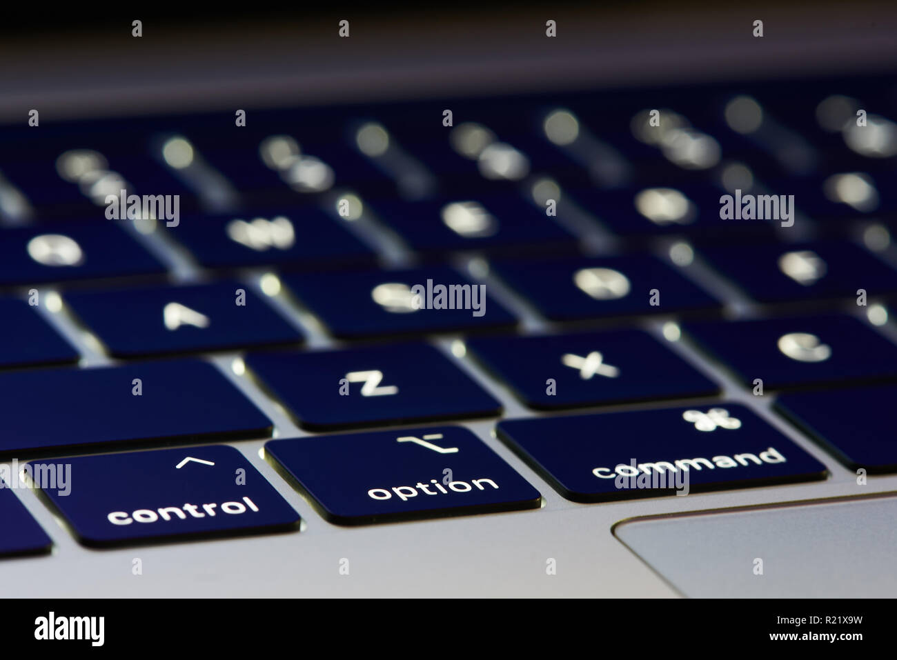 New York, USA - 15 novembre 2018 IApple:clavier macbook pro vue rapprochée Banque D'Images