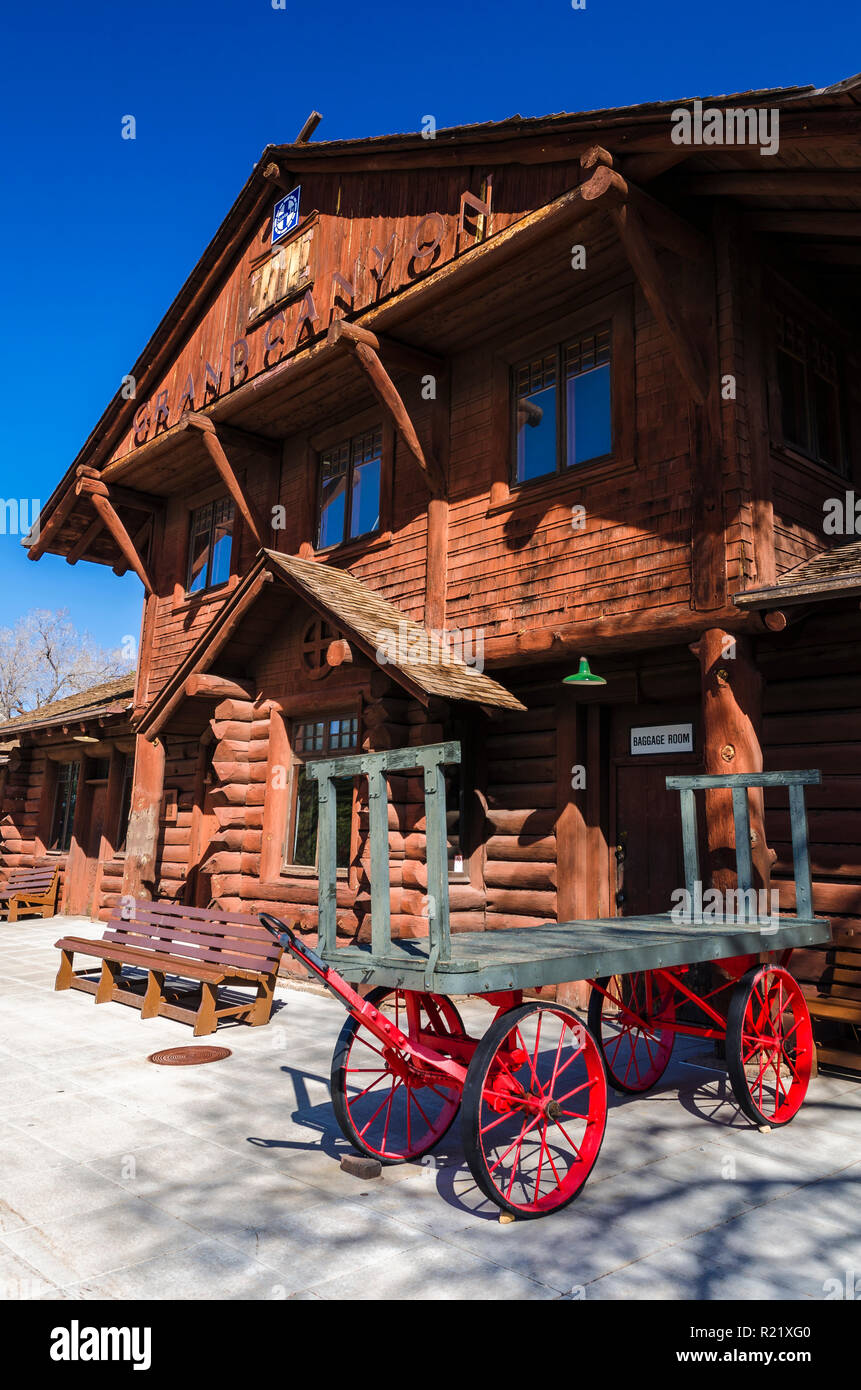 Grand Canyon Railway Depot, le Parc National du Grand Canyon, Arizona USA Banque D'Images