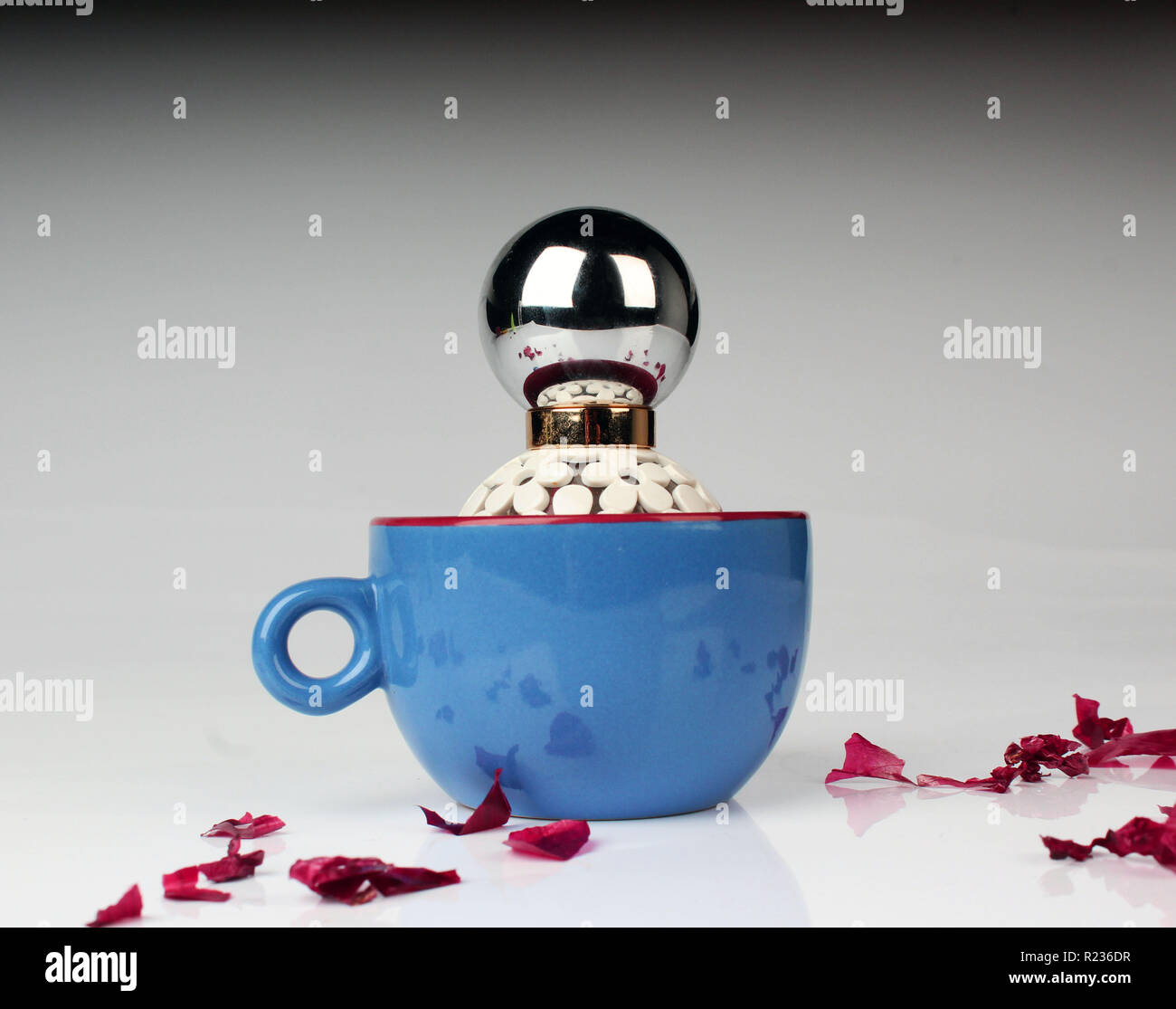 Tasse de thé rêve Daisy Publicité Stock Banque D'Images