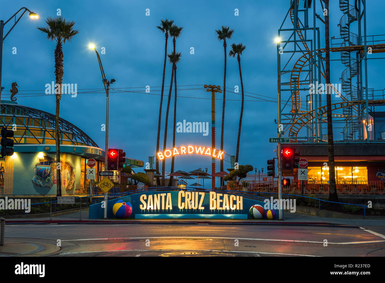 Boardwalk de Santa Cruz et le parc d'attractions Banque D'Images