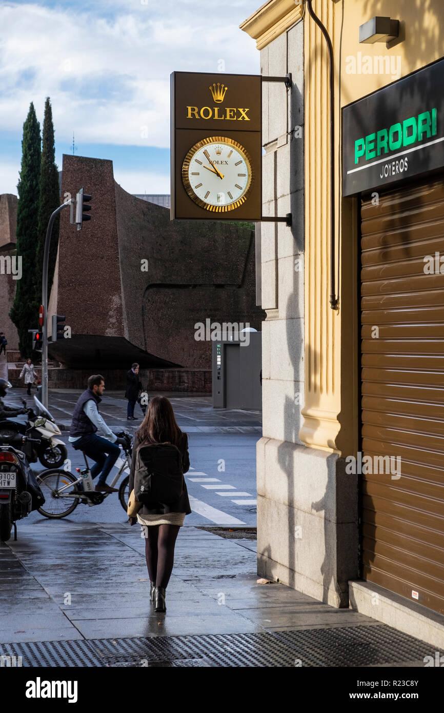 L'extérieur de l'horloge Rolex boutique jewellars sur le coin de la Calle Serrano et de la Calle Goya dans la région de Salamanca de Madrid, Espagne Banque D'Images