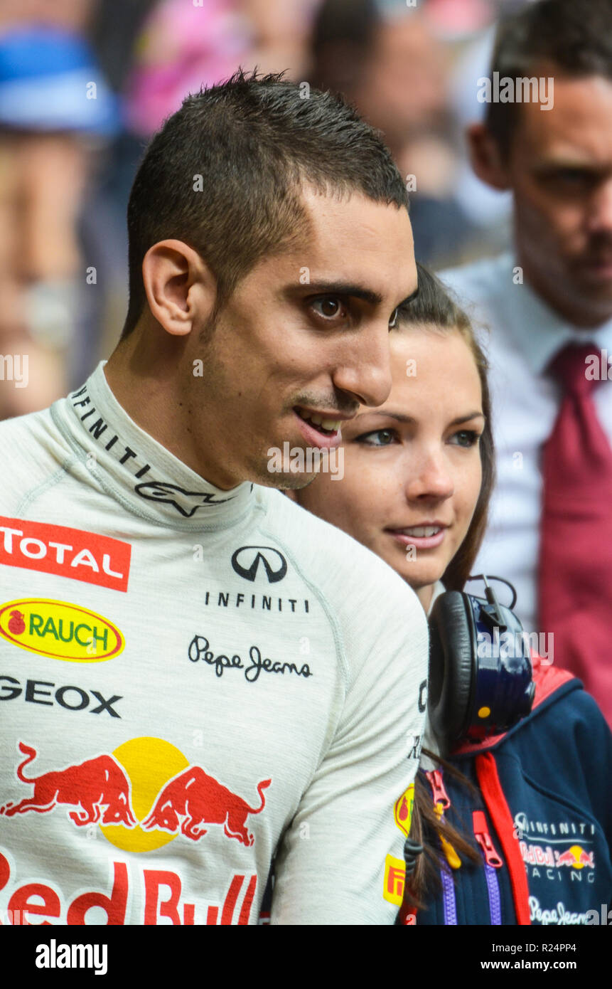 Sébastien Olivier Buemi, pilote automobile professionnel suisse, qui a précédemment concouru pour la Scuderia Toro Rosso en Formule 1. Sebastien Buemi Banque D'Images