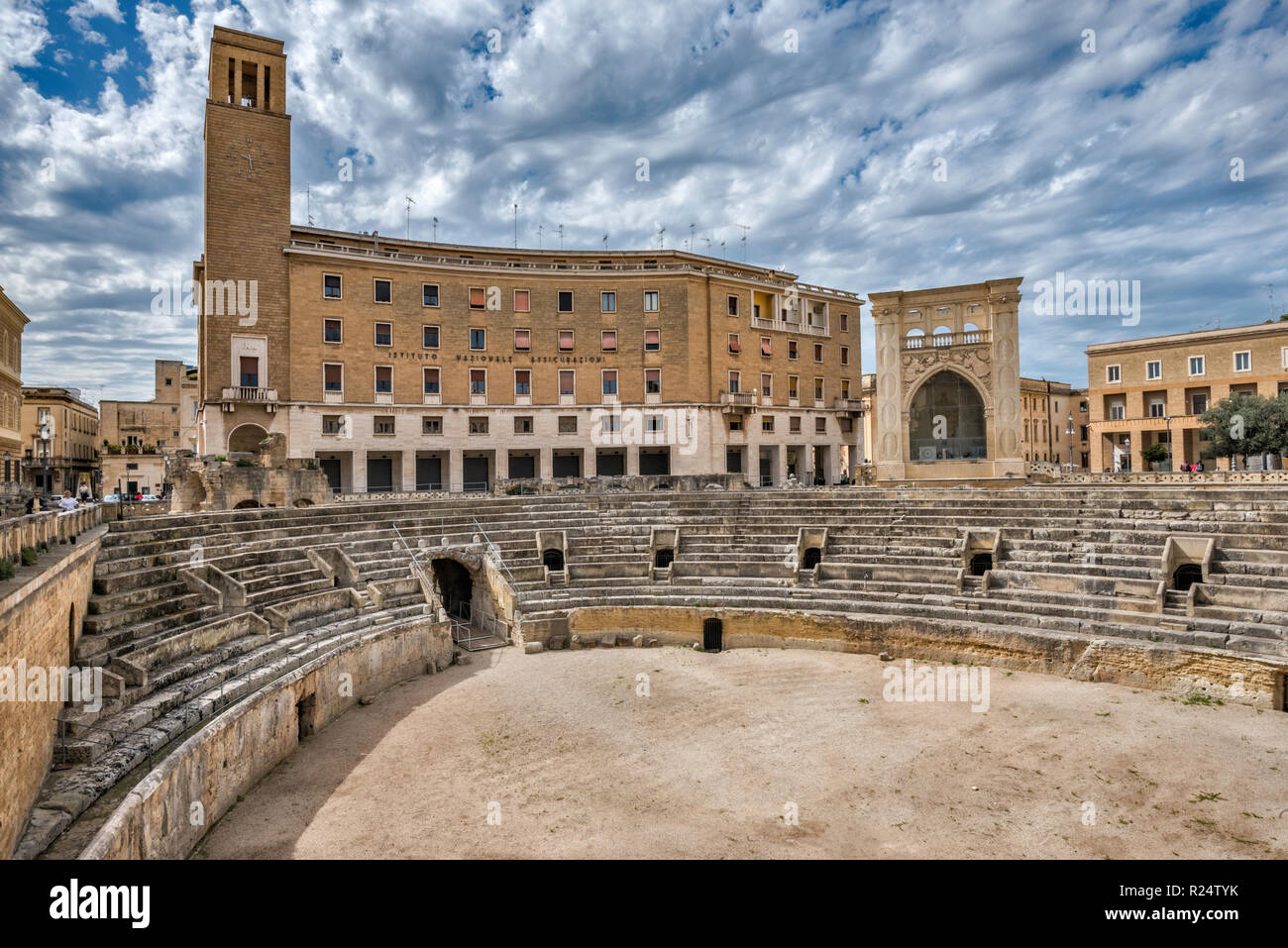 Amphithéâtre romain, 2e siècle, à Lecce, Pouilles, Italie Banque D'Images