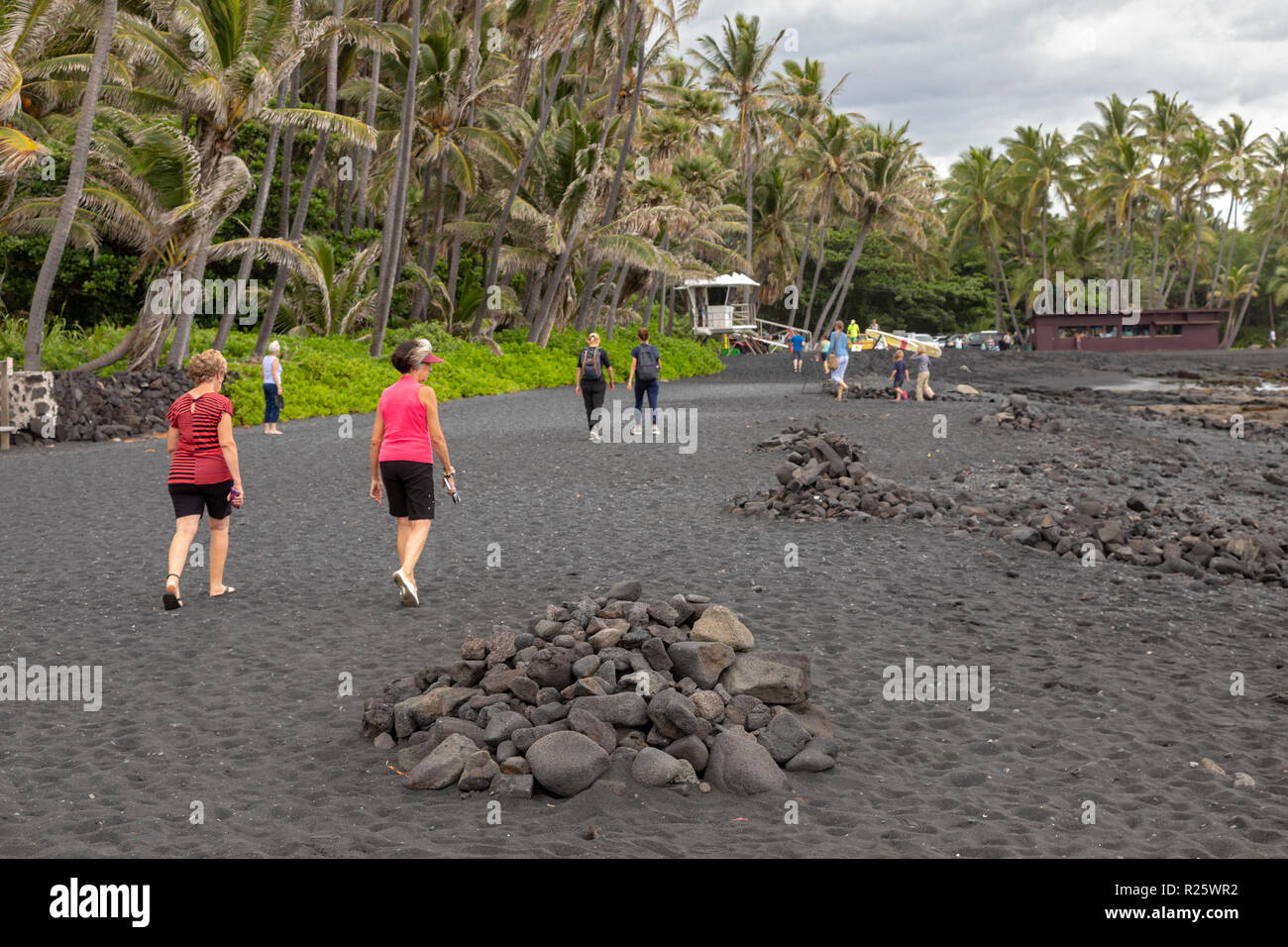 Hawaii, Punaluu - Punaluu Black Sand Beach. Banque D'Images
