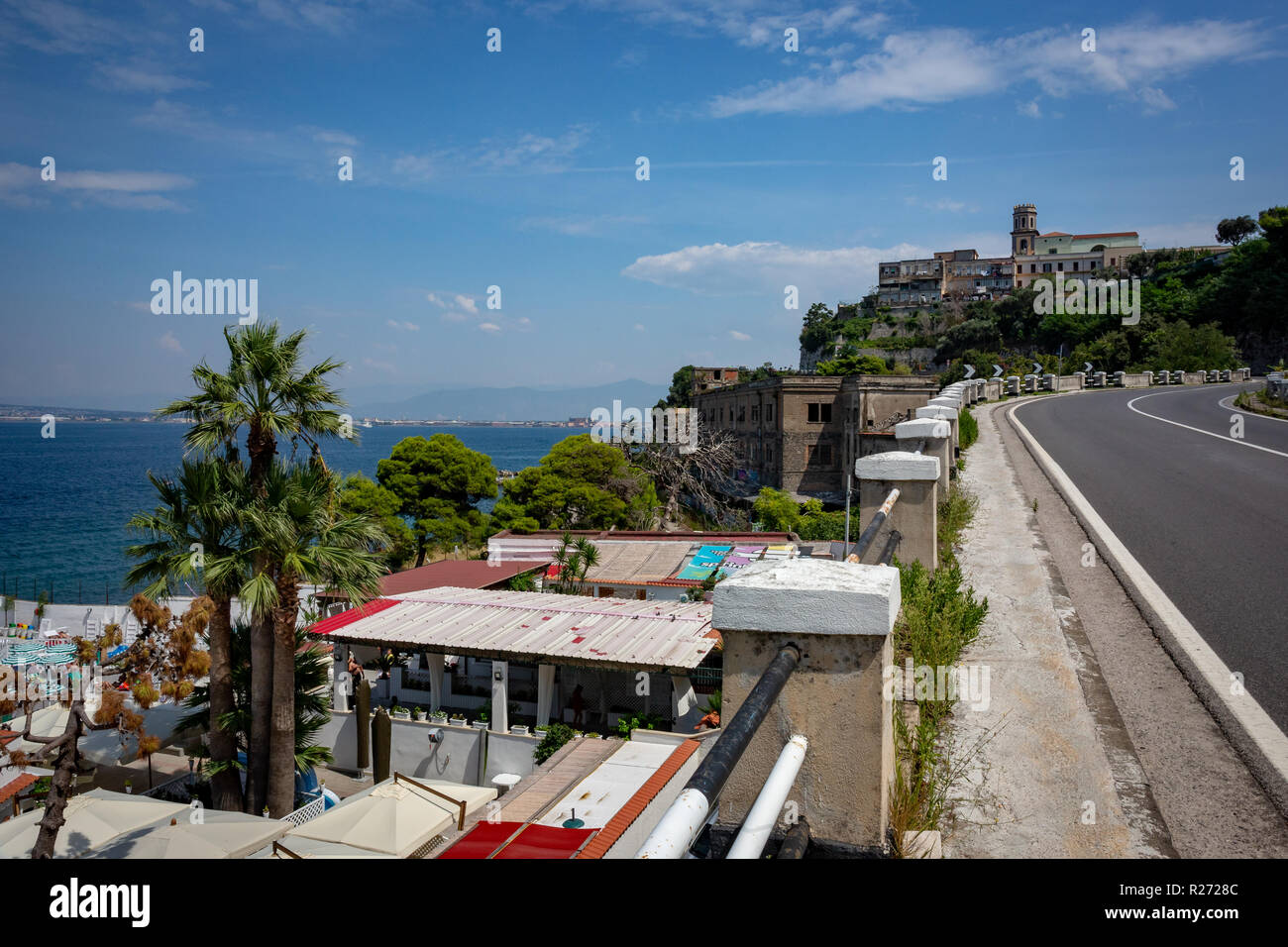 Castellammare di Stabia, Castellammare di Stabia est une commune italienne de l'agglomération de la ville de Naples, Campanie, en Italie. Il est situé sur la baie Banque D'Images